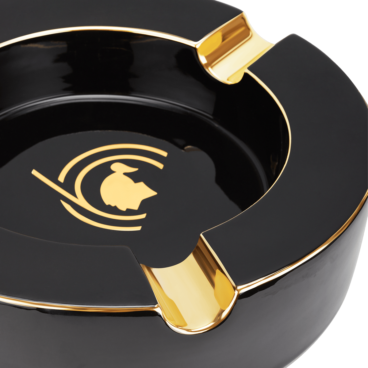 porzellan art-of-fire Collection_Ashtray color_black 3 - S.T. Dupont Germany