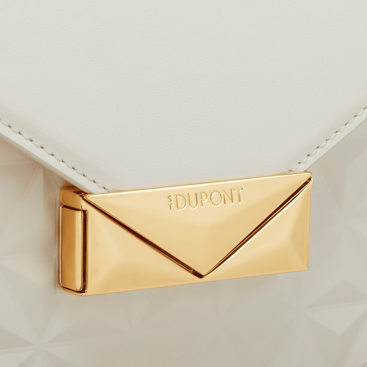 Mini Trunk color_off - white gender_woman leather goods 5 - S.T. Dupont Germany