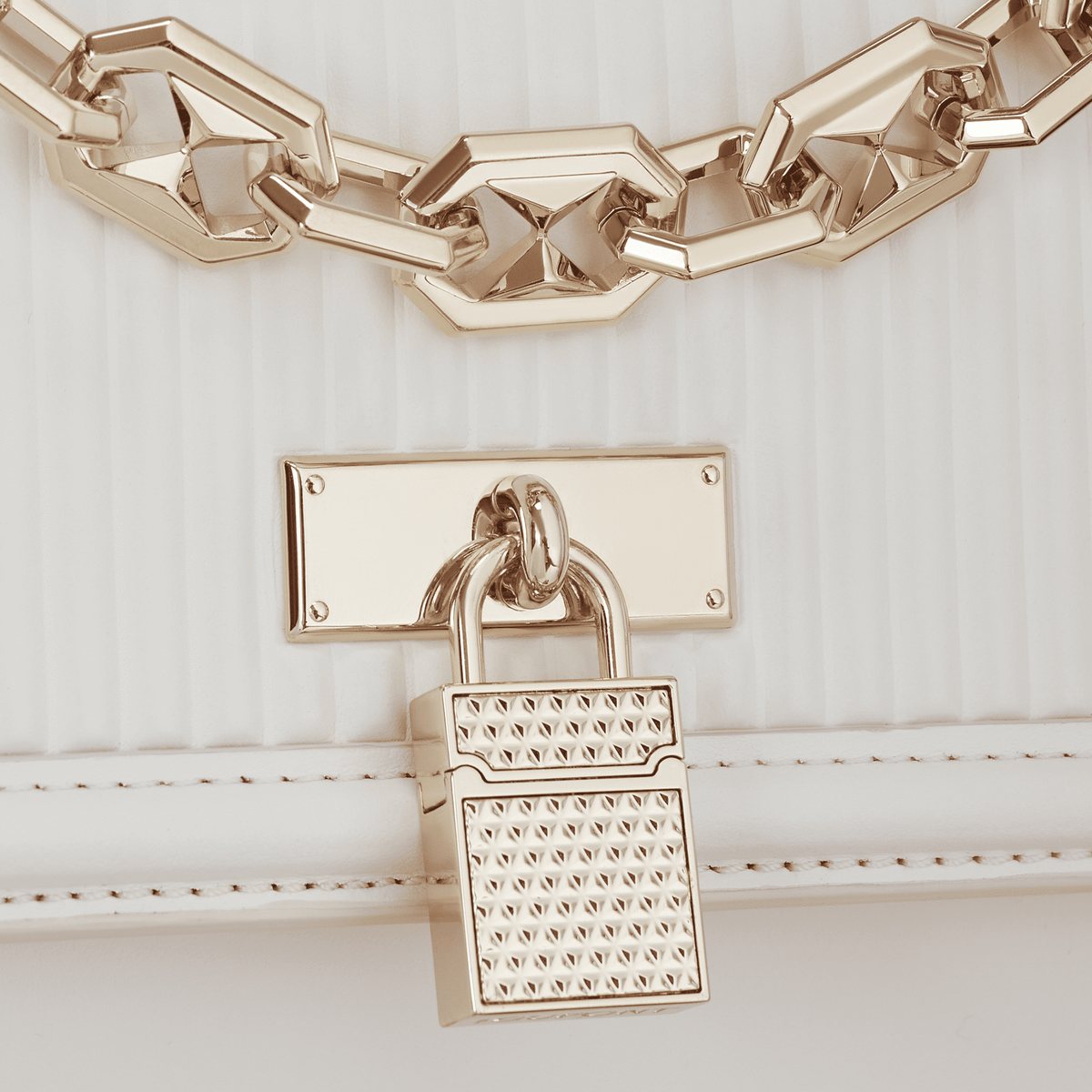 Baguette baguette color_off - white gender_woman 4 - S.T. Dupont Germany