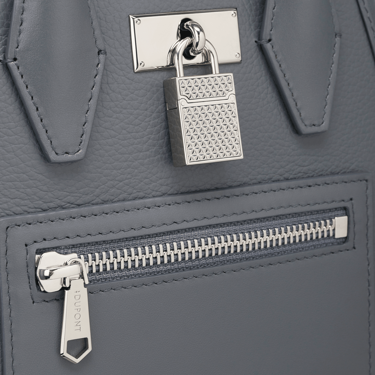 Kleine Tasche color_grey gender_woman leather goods 4 - S.T. Dupont Germany