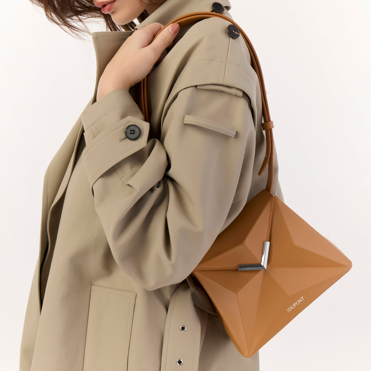 Kleine Tasche color_tan gender_woman leather goods 3 - S.T. Dupont Germany