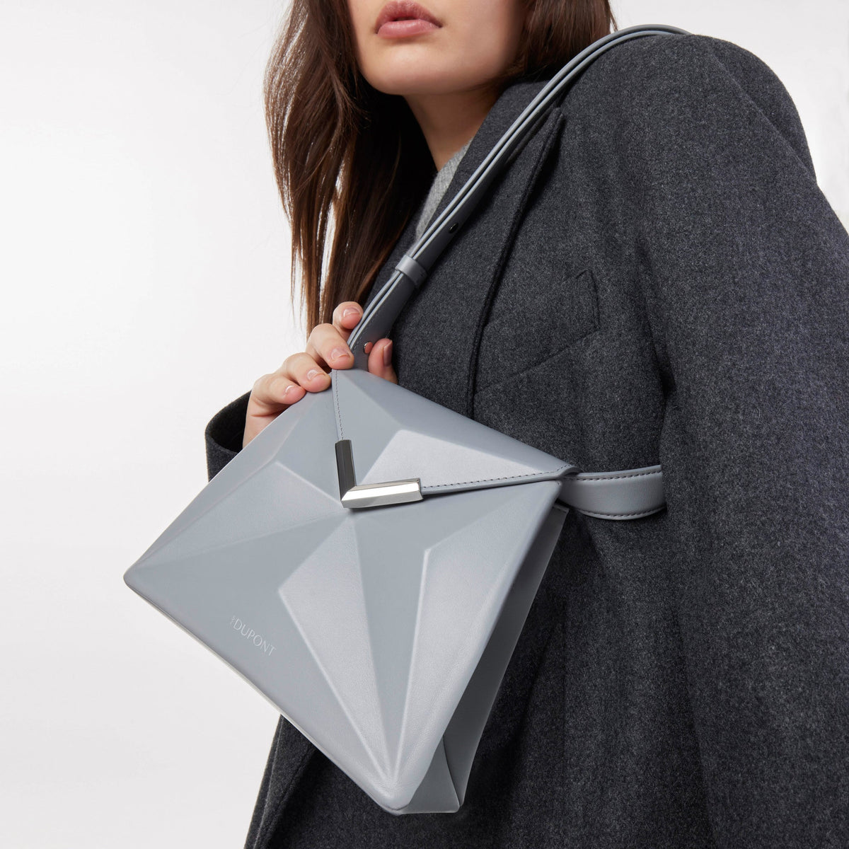 Kleine Tasche color_grey gender_woman leather goods 3 - S.T. Dupont Germany